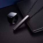 Saizen-black-vertical-bar-pendant-with-ring-for-boys-and-men.jpg