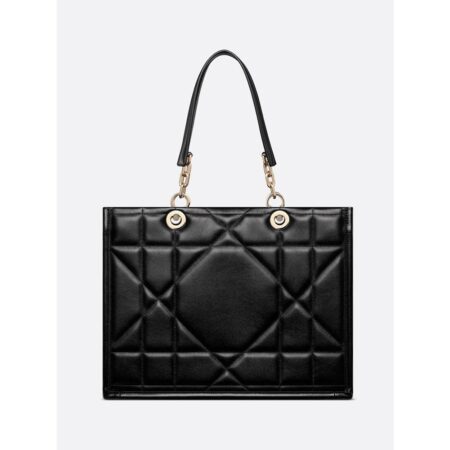 Dior Handbag Essential Tote bag