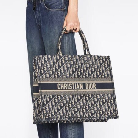 Christian Dior Handbag For Women
