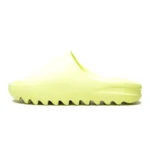 Adidas Yeezy Slide ‘Glow Green’ 6999 (3)